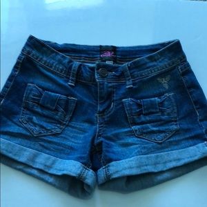 Denim shorts- size 25 💗